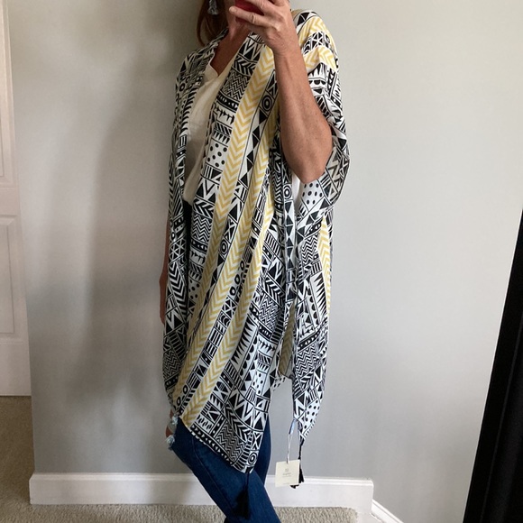 Geo Print Boho Kimono - Picture 7 of 10